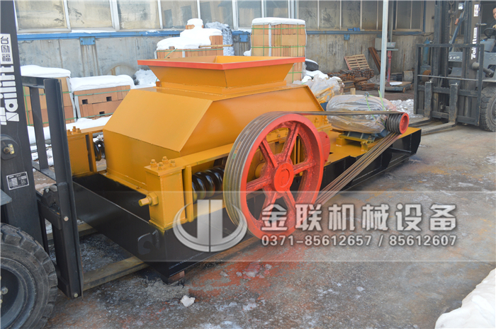 破碎陶瓷用狼牙破碎機(jī)怎么樣，購買一臺(tái)需要多少錢？