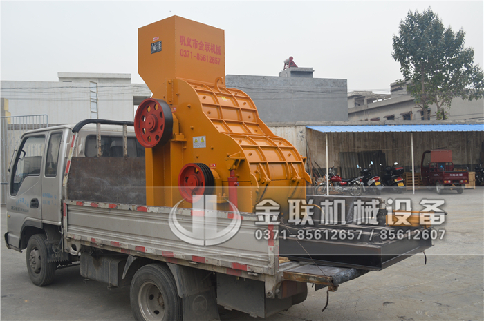 粉碎煤矸石用哪種粉碎機(jī)設(shè)備好，購(gòu)買(mǎi)一臺(tái)需要多少錢(qián)？